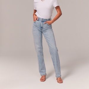 A&F 90s Straight Ultra High Rise Jean